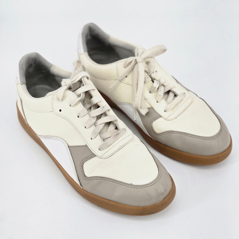 Everlane ReLeather Tennis Shoe White Grey Off White Gum Sole Minimalist Normcore